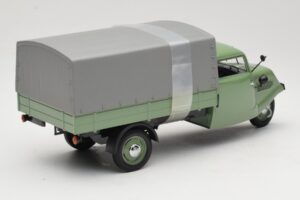Tempo Dreirad Canvas Roheline Minichamps 1:18 180099020 Metall - pilt 3/8