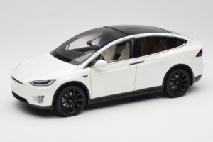 Tesla Model X Valge OEM 1:18 TESLA001 Metall