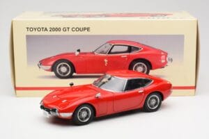 Toyota 2000 GT Punane AUTOart 1:18 78741 Metall - pilt 8/8
