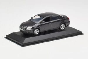 Toyota Avensis T250 Tumehall Minichamps 1:43 TOYOTA003 Metall - pilt 2/4