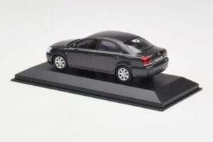 Toyota Avensis T250 Tumehall Minichamps 1:43 TOYOTA003 Metall - pilt 3/4