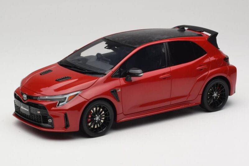 Toyota GR Corolla Circuit Edition E210 Supersonic Red Otto 1:18 OT1072 Vaik