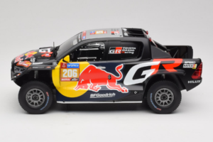 Toyota GR DKR Hilux Evo #206 L. Moraes / A. Monleon Rally Dakar 2024 IXO 1:18 18RMC238A Metall - pilt 3/6
