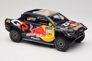 Toyota GR DKR Hilux Evo #206 L. Moraes / A. Monleon Rally Dakar 2024 IXO 1:18 18RMC238A Metall - pilt 4/6