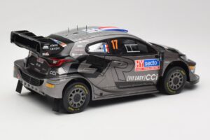 Toyota GR Yaris Rally1 #17 Toyota Gazoo Racing WRT S. Ogier / V. Landais Rally Finland 2024 IXO 1:18 18RMC216 Metall - pilt 2/6