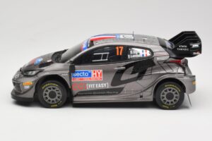 Toyota GR Yaris Rally1 #17 Toyota Gazoo Racing WRT S. Ogier / V. Landais Rally Finland 2024 IXO 1:18 18RMC216 Metall - pilt 3/6