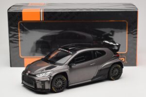 Toyota GR Yaris Rally2 Hall IXO 1:18 18CMC210 Metall - pilt 6/6