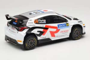 Toyota GR Yaris Rally2 #44 H. Kogure Rally Finland 2024 IXO 1:18 18RMC212B Metall - pilt 2/6