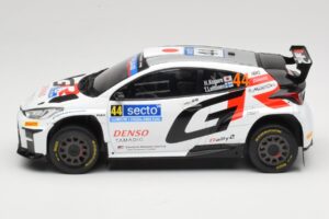 Toyota GR Yaris Rally2 #44 H. Kogure Rally Finland 2024 IXO 1:18 18RMC212B Metall - pilt 3/6
