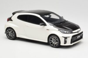 Toyota GRMN Yaris Rally Package Valge Otto 1:18 OT1071 Vaik - pilt 4/6