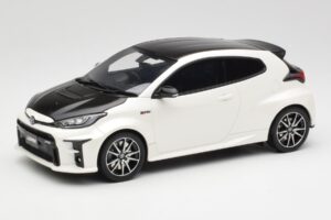 Toyota GRMN Yaris Rally Package Valge Otto 1:18 OT1071 Vaik