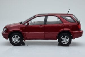 Toyota Harrier Punane Metallic AUTOart 1:18 70035 Metall - pilt 4/8