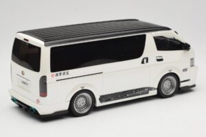 Toyota Hiace Super GL Pearl White Otto 1:18 OT1136 Vaik - pilt 2/6