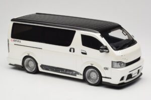 Toyota Hiace Super GL Pearl White Otto 1:18 OT1136 Vaik - pilt 4/6