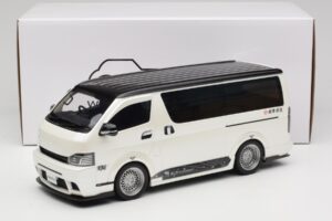Toyota Hiace Super GL Pearl White Otto 1:18 OT1136 Vaik - pilt 6/6