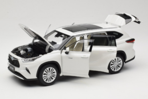 Toyota Highlander XU70 Valge OEM 1:18 26071-2011 Metall - pilt 2/8