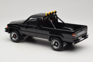 Toyota Hilux N60 SR5 Pickup Must Otto 1:18 OT481B Vaik - pilt 5/6