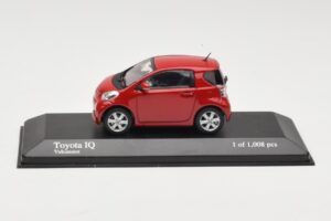 Toyota iQ Punane Minichamps 1:43 400166800 Metall