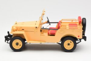 Toyota Land Cruiser BJ Beež Kyosho 1:18 08959BE Metall - pilt 4/8