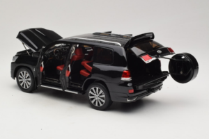 Toyota Land Cruiser LC200 Must Kengfai 1:18 KF024-13 Metall - pilt 5/8