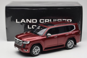 Toyota Land Cruiser LC300 ZX Punane LCD 1:18 LCD18013-ZX-RE Metall - pilt 8/8