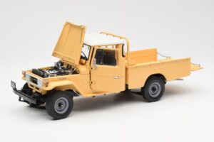 Toyota Land Cruiser Pickup Beež Kyosho 1:18 08958BE Metall - pilt 2/8