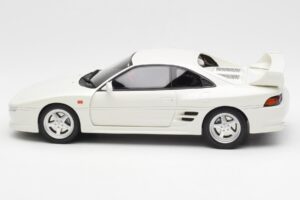 Toyota MR2 W20 TRD 2000GT Super Valge Otto 1:18 OT749 Vaik - pilt 3/6