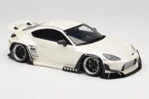 Toyota Pandem GR86 ZN8 Crystal White GT Spirit 1:18 GT498 Vaik - pilt 4/6
