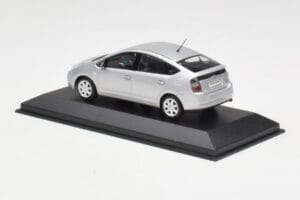 Toyota Prius Hõbedane Minichamps 1:43 TOYOTA005 Metall - pilt 3/4