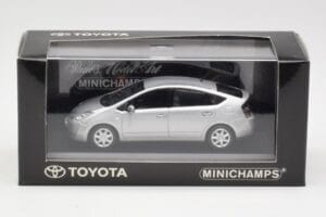 Toyota Prius Hõbedane Minichamps 1:43 TOYOTA005 Metall - pilt 4/4