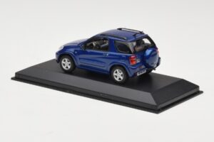 Toyota RAV4 Tumesinine Hall Sisemus Minichamps 1:43 433166004 Metall - pilt 3/4