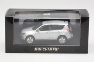 Toyota RAV4 XA30 Hõbedane Minichamps 1:43 400166570 Metall - pilt 4/4