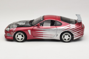 Toyota Supra A80 Fast & Furious Lilla Hõbedane ERTL 1:18 33708 Metall - pilt 3/6