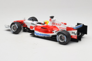 Toyota TF105 #17 R. Schumacher Panasonic Toyota Racing 2005 Minichamps 1:18 100050017 Metall - pilt 5/7