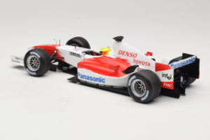 Toyota TF105 #17 R. Schumacher Panasonic Toyota Racing Showcar 2005 Minichamps 1:18 100050087 Metall - pilt 5/7