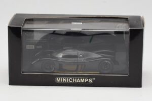 Toyota TS020 Concept Gran Turismo Special Must Minichamps 1:43 TOYOTA010 Metall - pilt 4/4