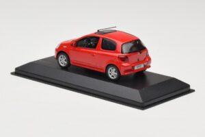 Toyota Yaris TS Punane Minichamps 1:43 430166062 Metall - pilt 3/4