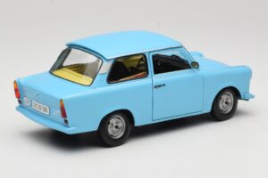 Trabant 601 Sinine Sun Star 1:18 4290 Metall - pilt 3/8