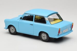 Trabant 601 Sinine Sun Star 1:18 4290 Metall - pilt 7/8