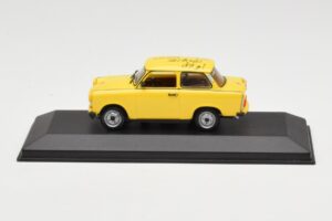 Trabant 601S Kollane 1st EP Sample Minichamps 1:43 400014001 Metall