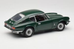 Triumph GT6 Mk3 Roheline Sun Star 1:18 1055 Metall - pilt 3/8