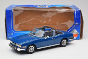 Triumph Stag Mk1 Sapphire Blue Revell 1:18 8815 Metall - pilt 8/8