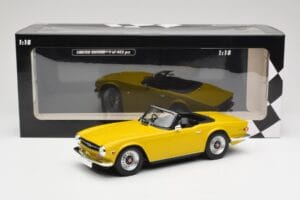 Triumph TR6 RHD Kollane Minichamps 1:18 155132034 Metall - pilt 6/6