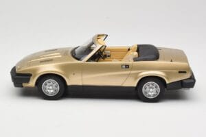 Triumph TR7 DHC Kuldne BoS Models 1:18 BOS221 Vaik - pilt 3/6