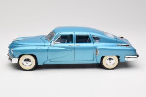 Tucker Torpedo Sinine Road Signature 1:18 92268 Metall - pilt 4/8
