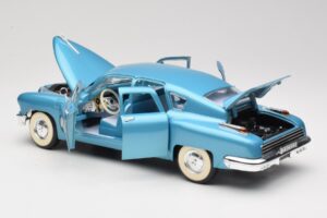 Tucker Torpedo Sinine Road Signature 1:18 92268 Metall - pilt 5/8