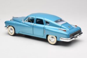 Tucker Torpedo Sinine Road Signature 1:18 92268 Metall - pilt 7/8