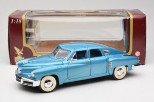 Tucker Torpedo Sinine Road Signature 1:18 92268 Metall - pilt 8/8