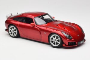 TVR Sagaris Punane Revell 1:18 08816 Metall - pilt 6/8