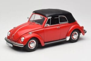 Volkswagen 1302 LS Kabriolett Punane Revell 1:18 08470 Metall
